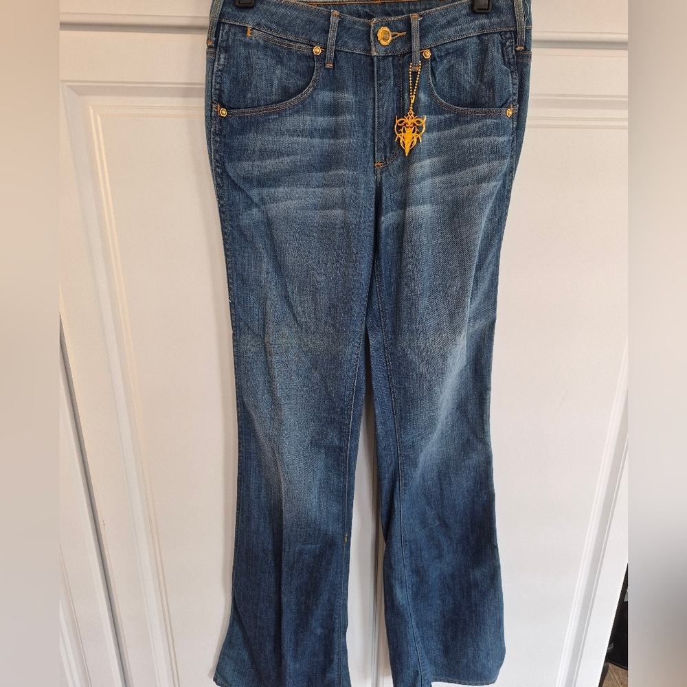 J& Company Los Angeles Blue Denim Jeans with Gold Accents Size 26 Bootleg.